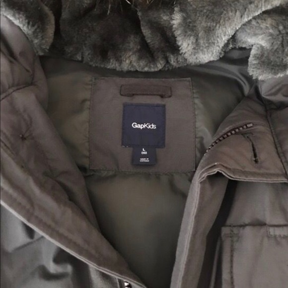 Boys GAP Jacket - Picture 2 of 3